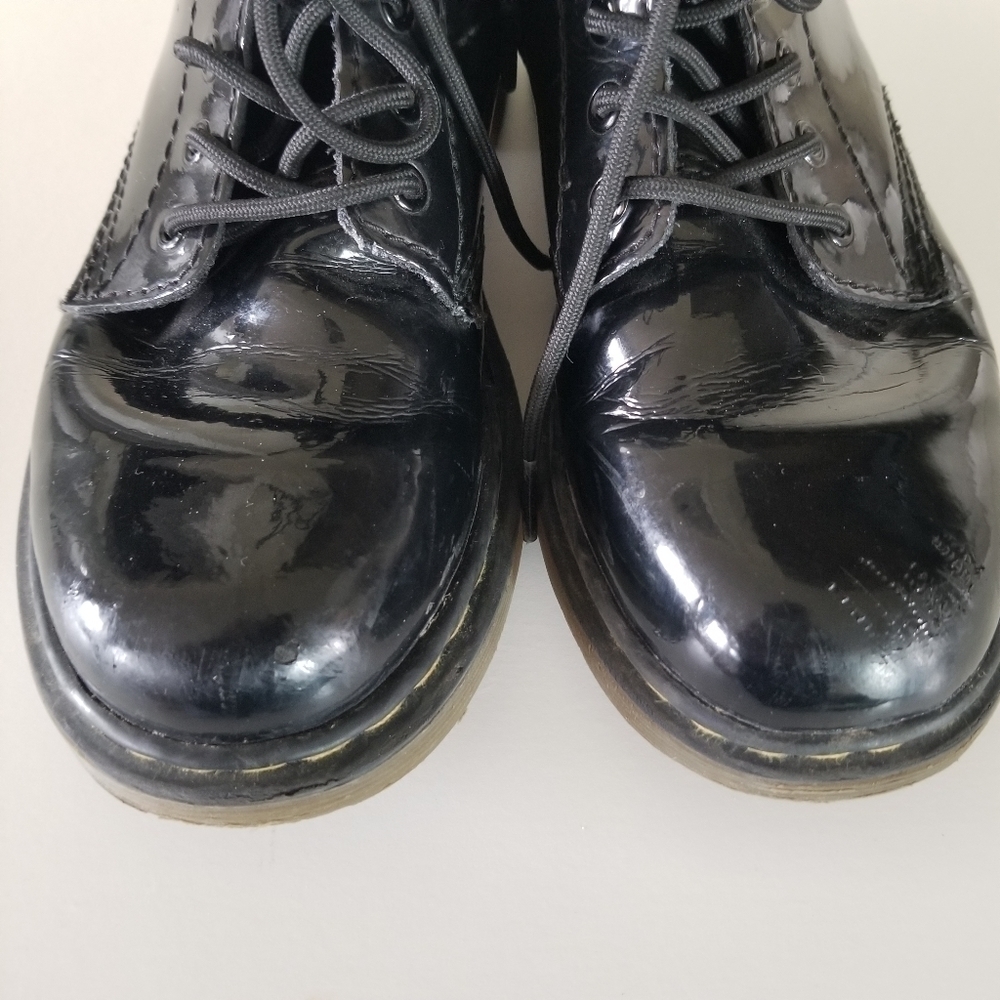 Dr. Martens | 1460 Junior Delaney Boots - Picture 4 of 9